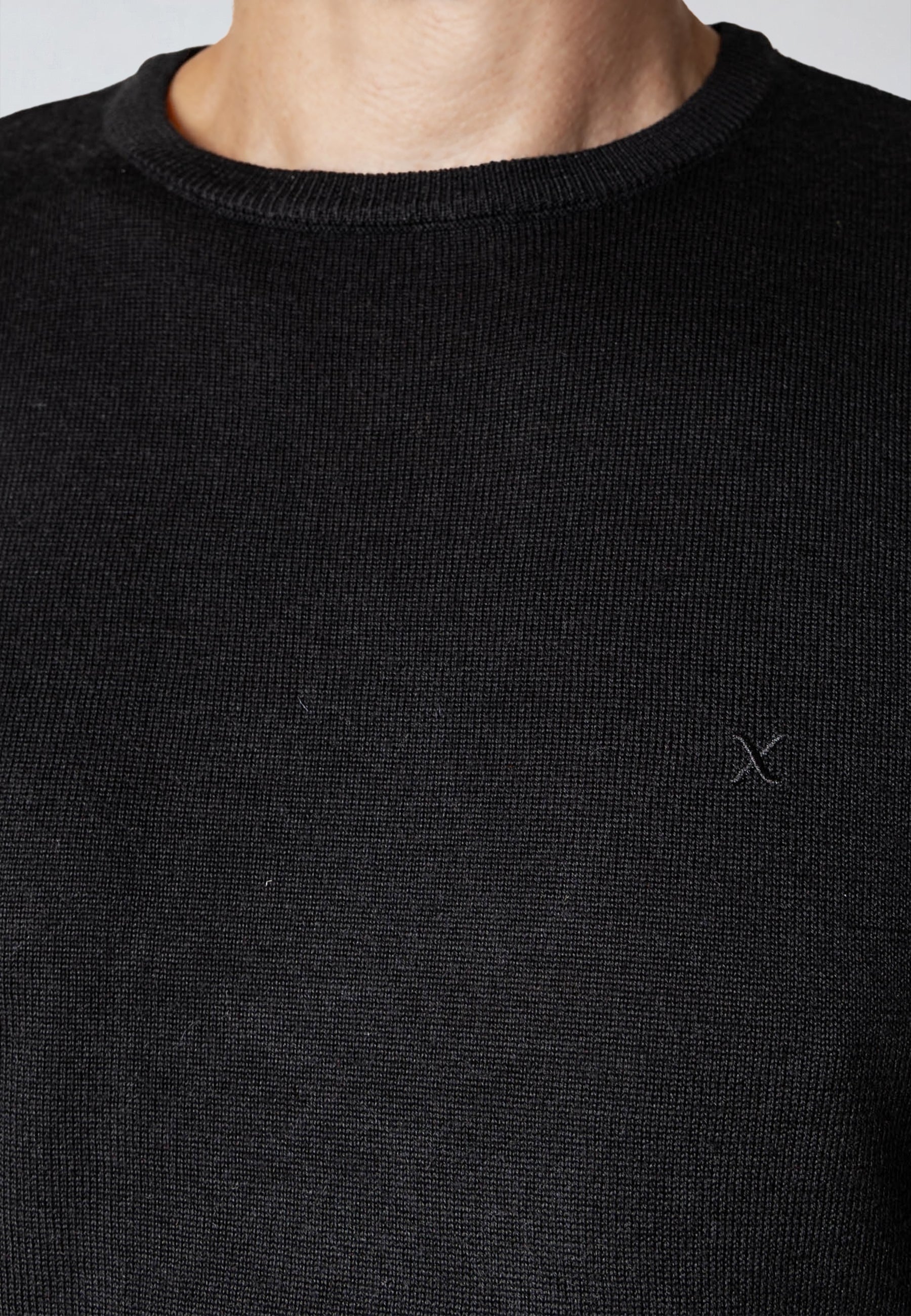clean-cut-copenhagen-merino-pullover-schwarz-wolle image 3