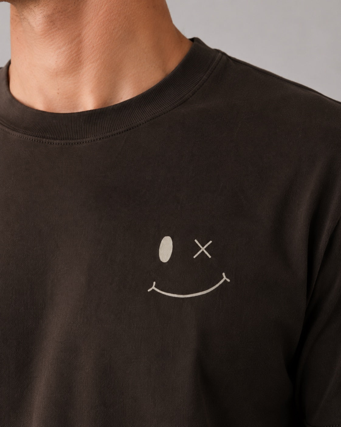 clean-cut-copenhagen-patrick-bio-t-shirt-dunkelbraun image 3