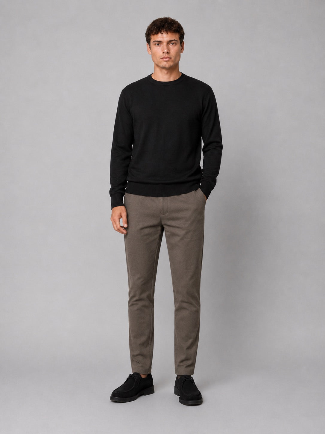 clean-cut-copenhagen-merino-crewneck-strickpullover-schwarz-merinowolle image 3