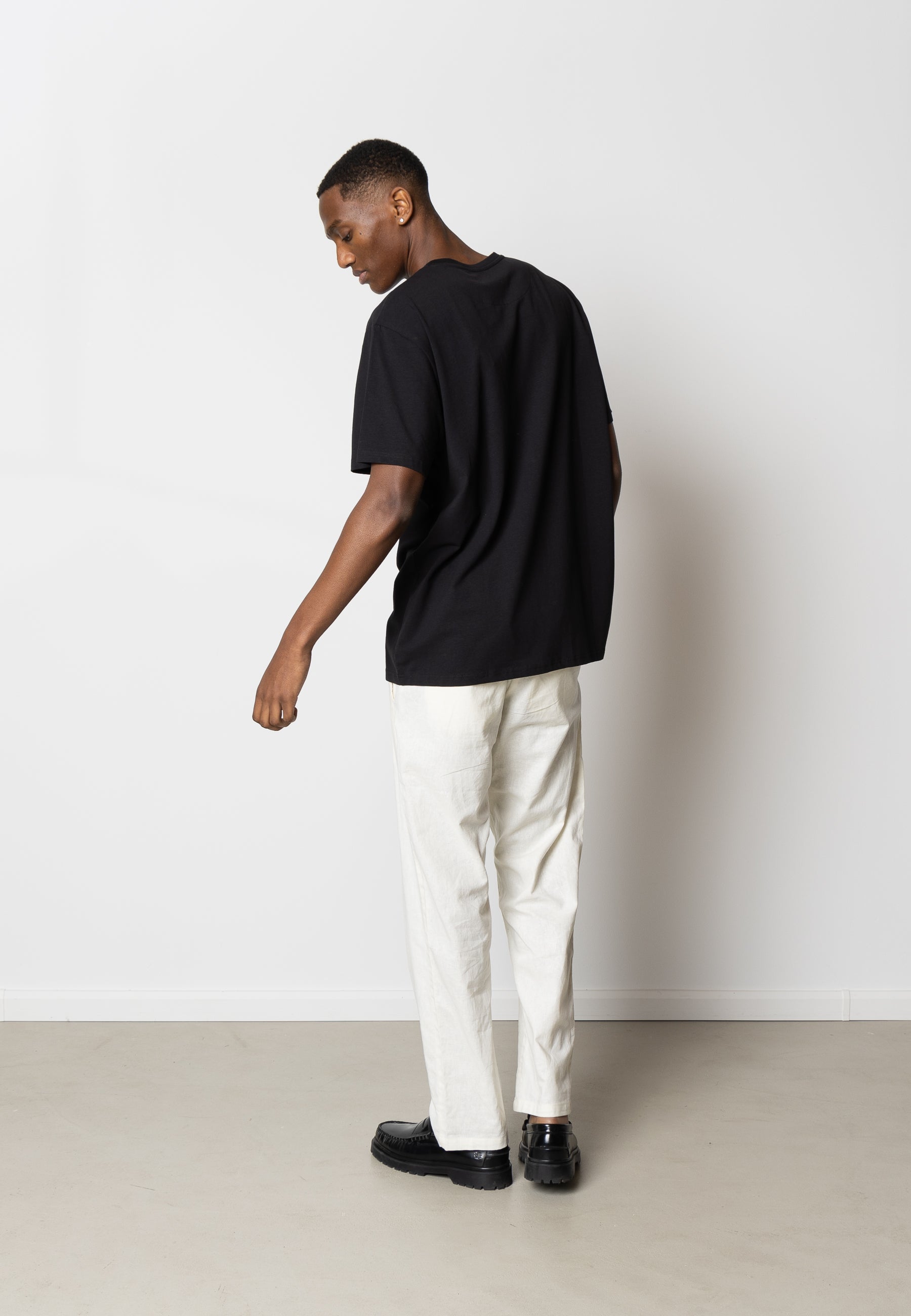 clean-cut-copenhagen-barcelona-hose-ecru-leinenmix image 8