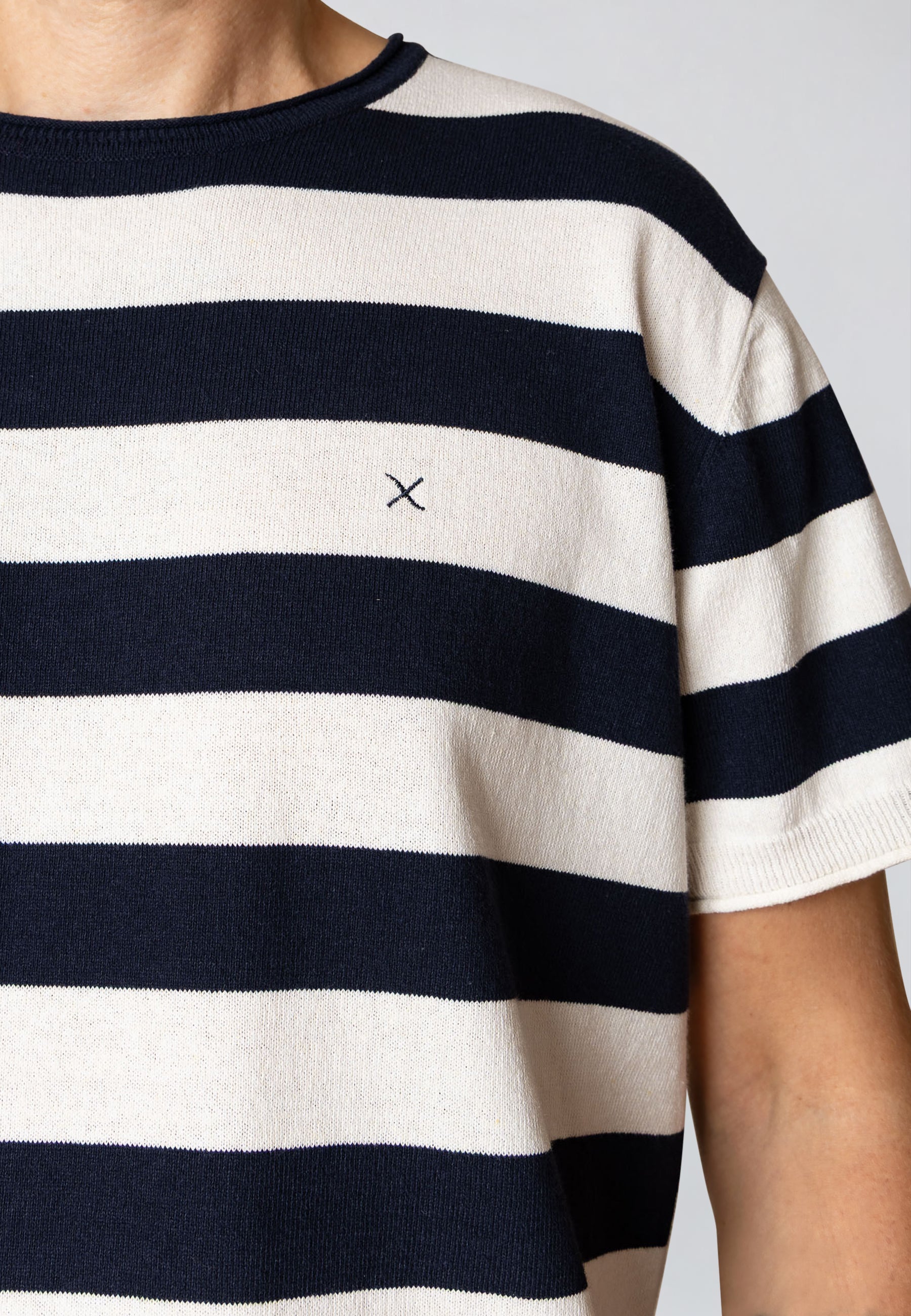 clean-cut-copenhagen-milas-t-shirt-navy-ecru-recycled-streifen image 3