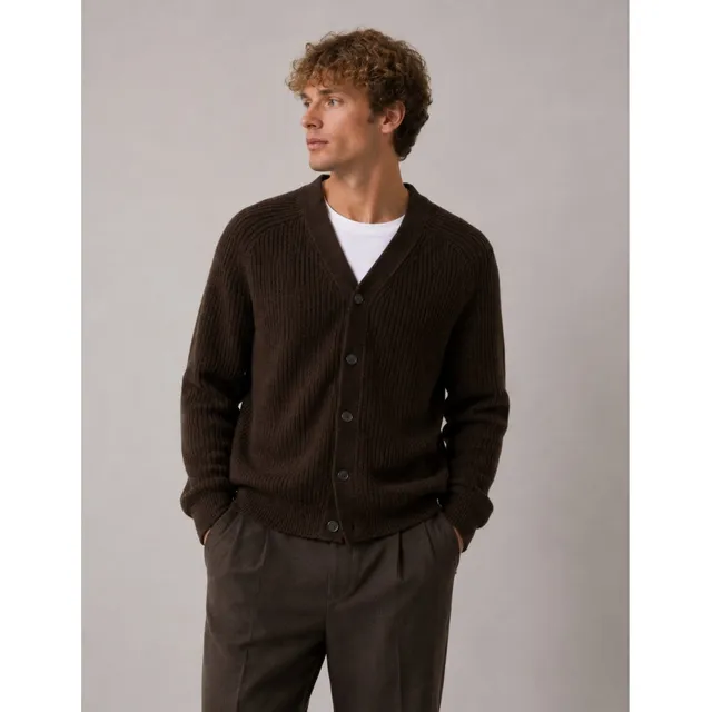 clean-cut-copenhagen-ludvig-cardigan-dunkelbraun-wolle-gr-m image 1