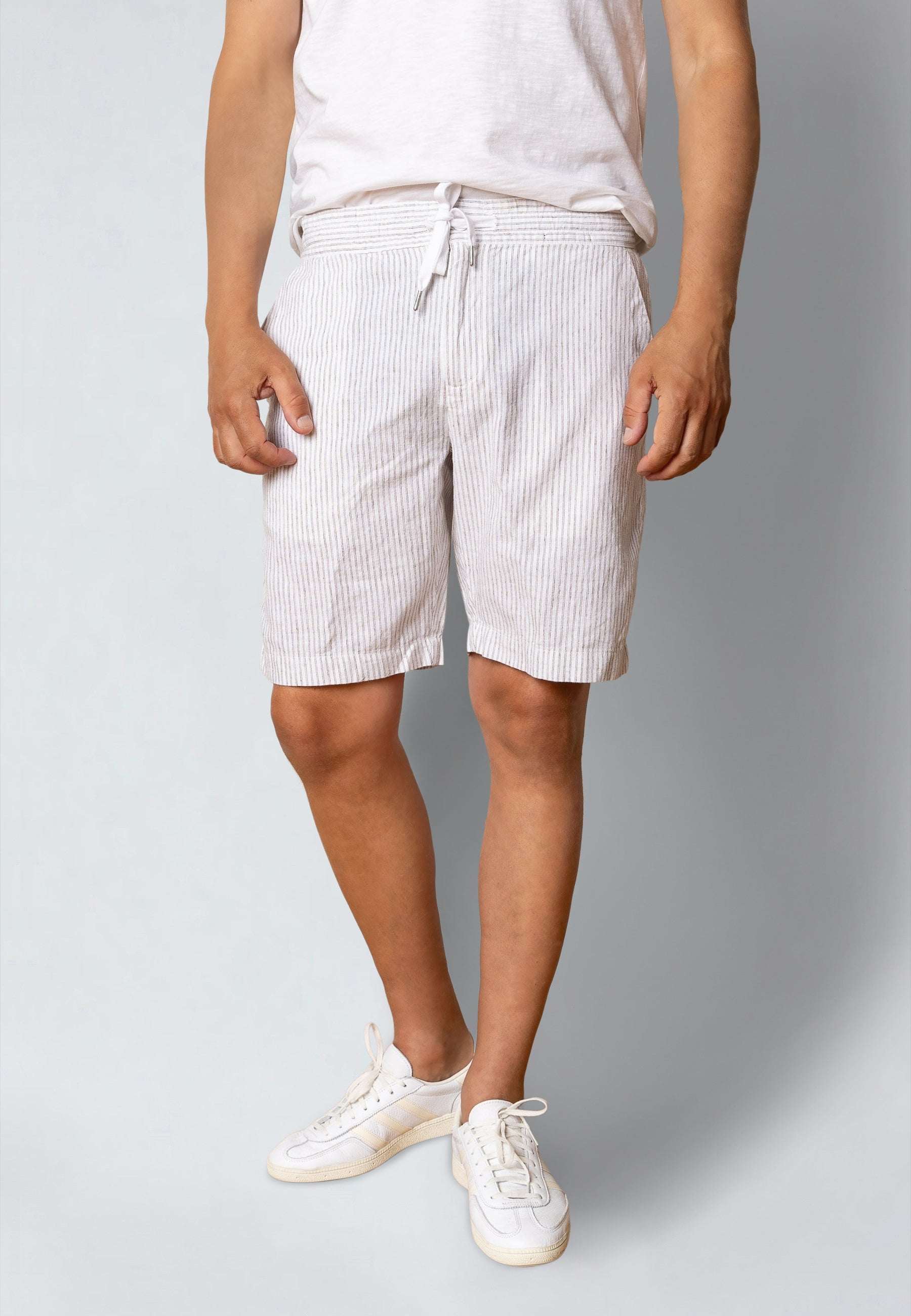 clean-cut-copenhagen-barcelona-leinen-shorts-white-shitake image 2
