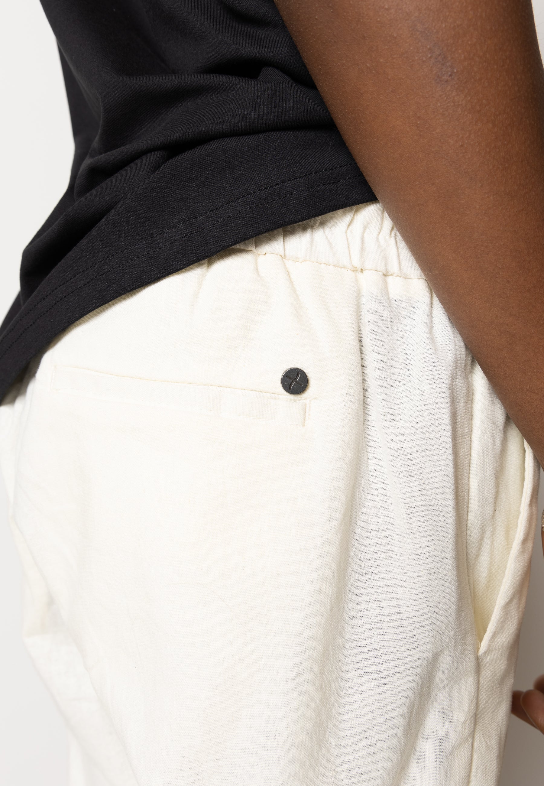clean-cut-copenhagen-barcelona-hose-ecru-leinenmix image 4