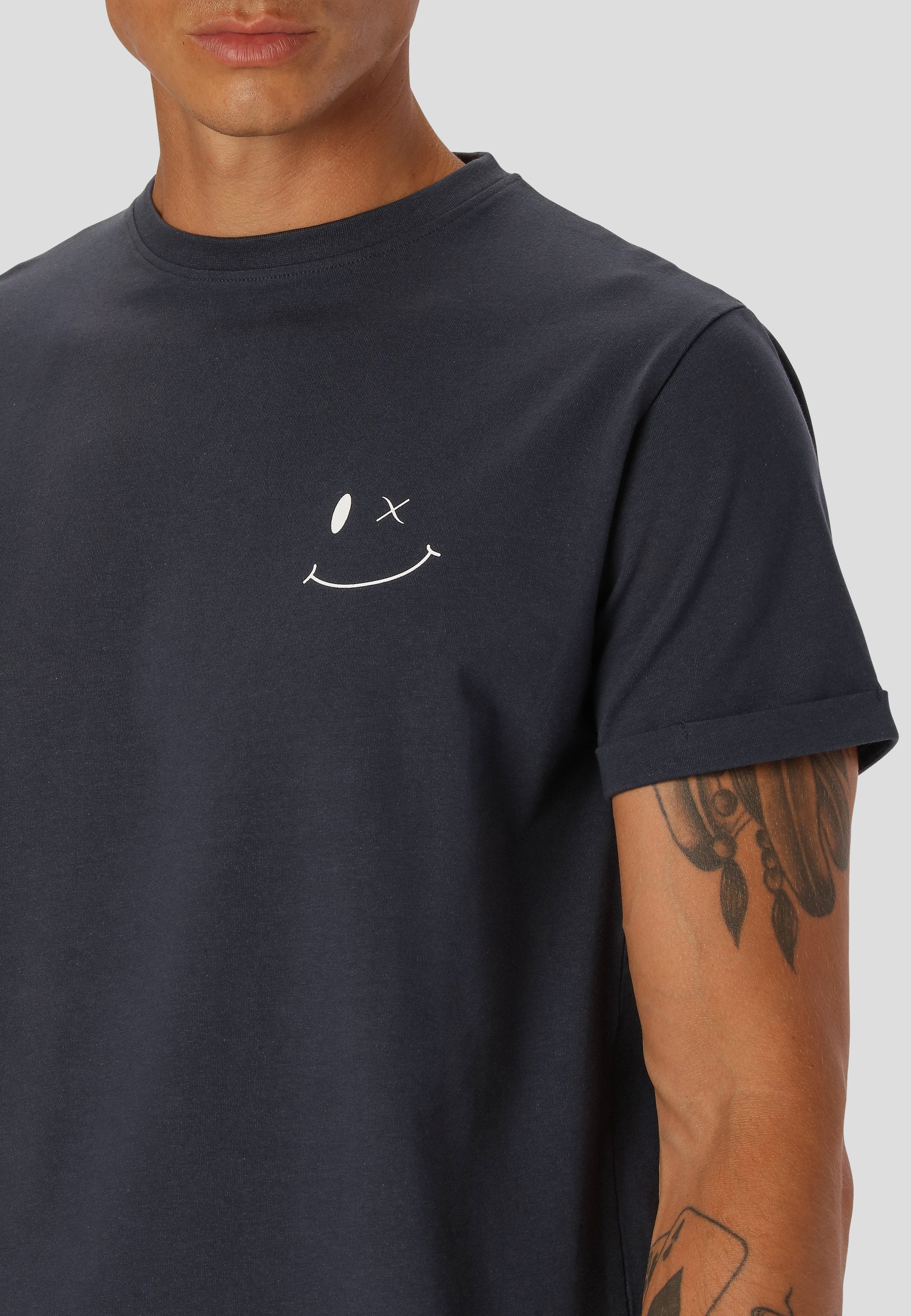 clean-cut-copenhagen-patrick-t-shirt-navy-xl-bio image 3