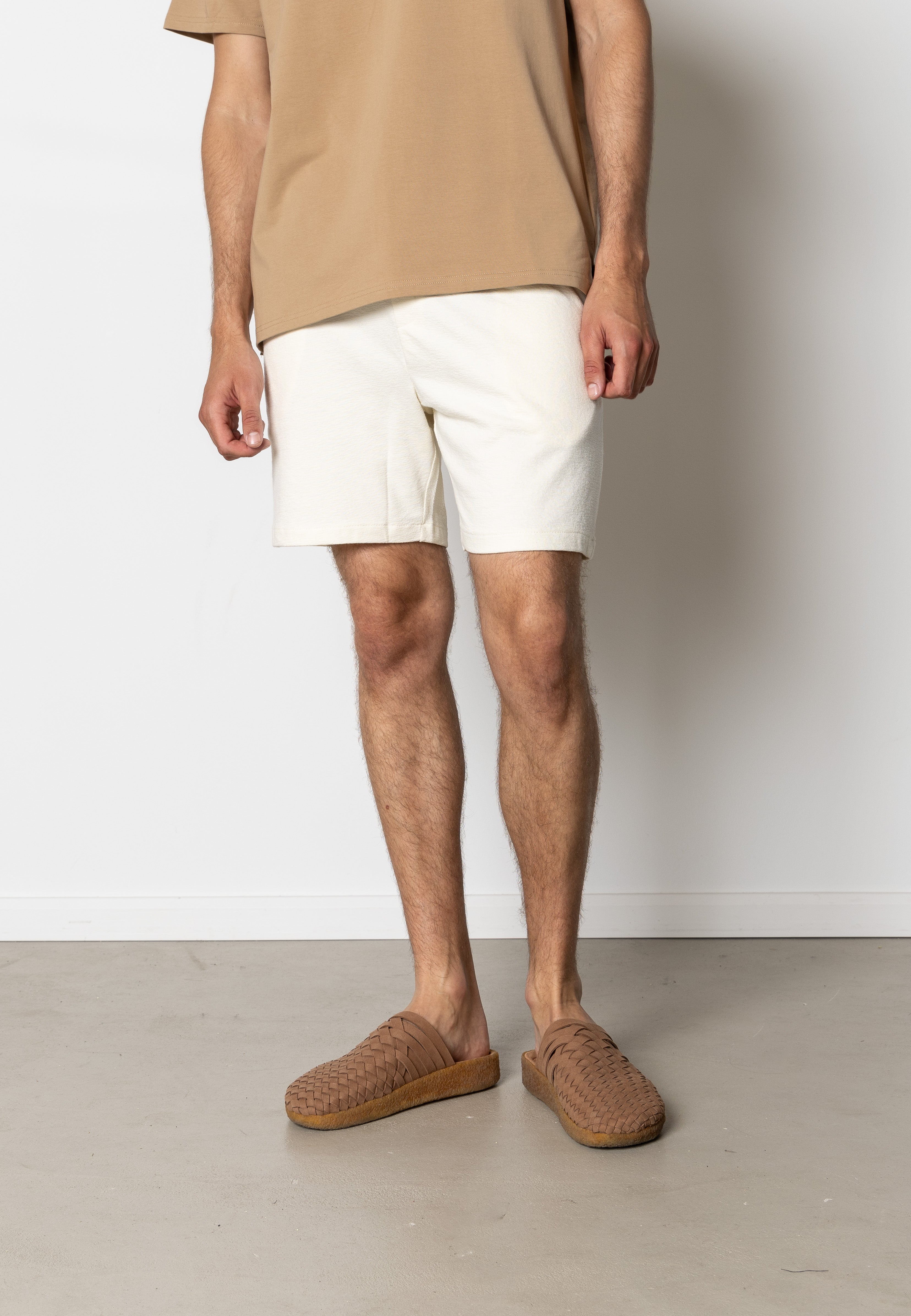 clean-cut-copenhagen-calton-shorts-herren-ecru-baumwolle image 1