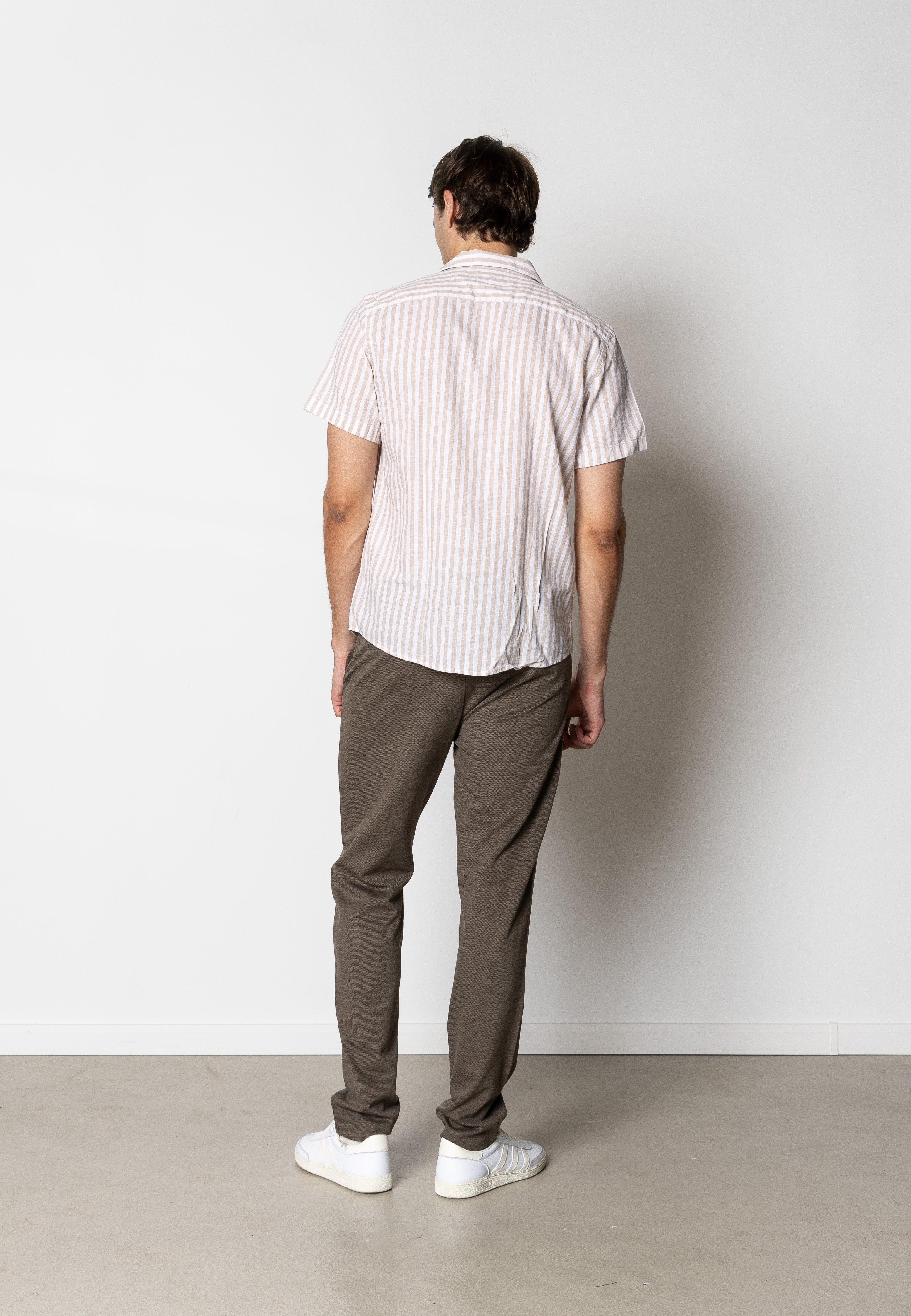 clean-cut-copenhagen-giles-hemd-herren-sand-melange-leinen image 4