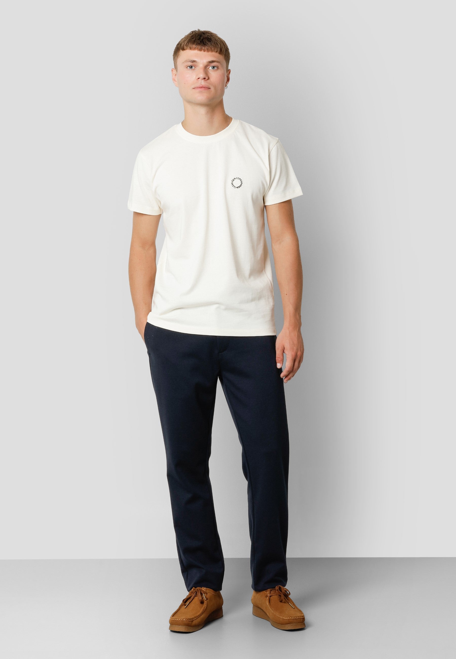 clean-cut-copenhagen-milano-jersey-hose-navy-stretch image 3