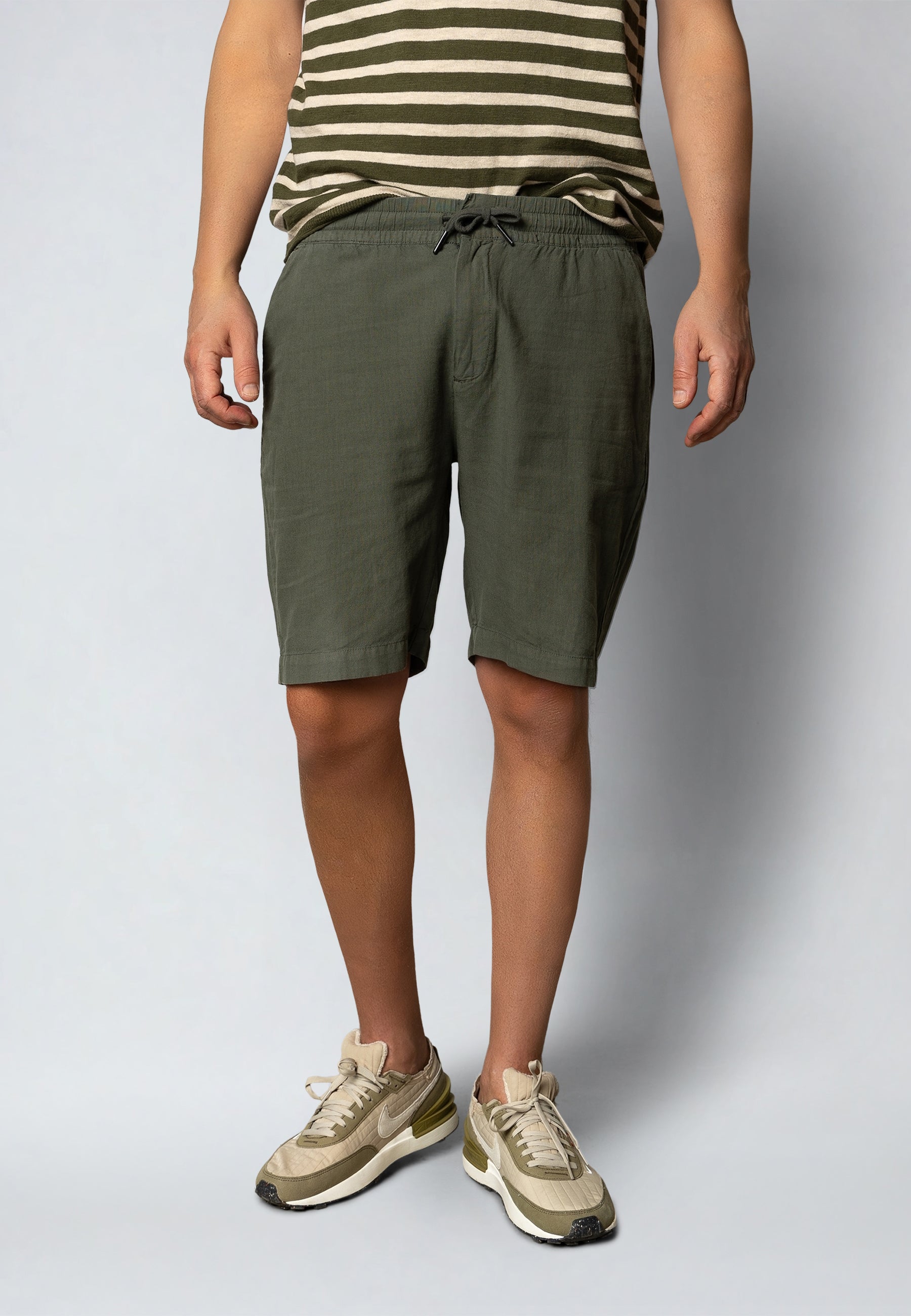 clean-cut-copenhagen-barcelona-leinen-shorts-army-gr-n image 1