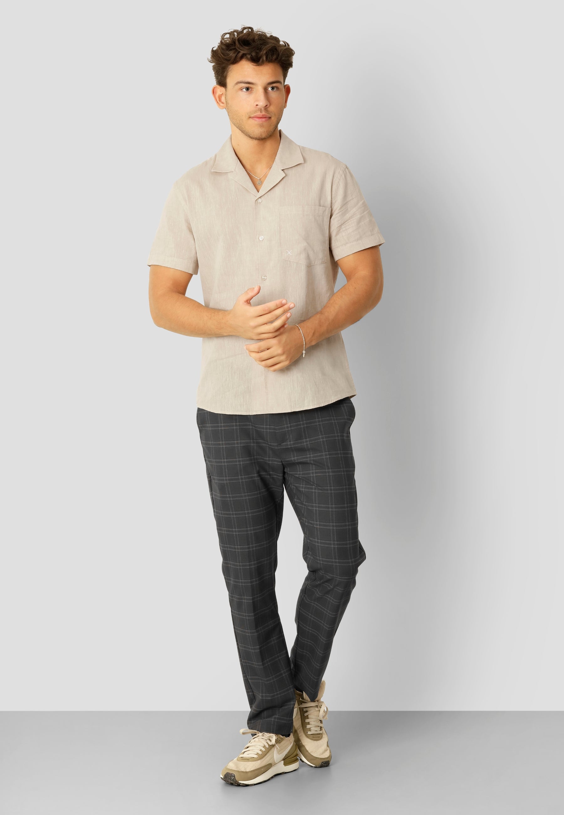 clean-cut-giles-bowling-hemd-sand-melange-leinen image 2