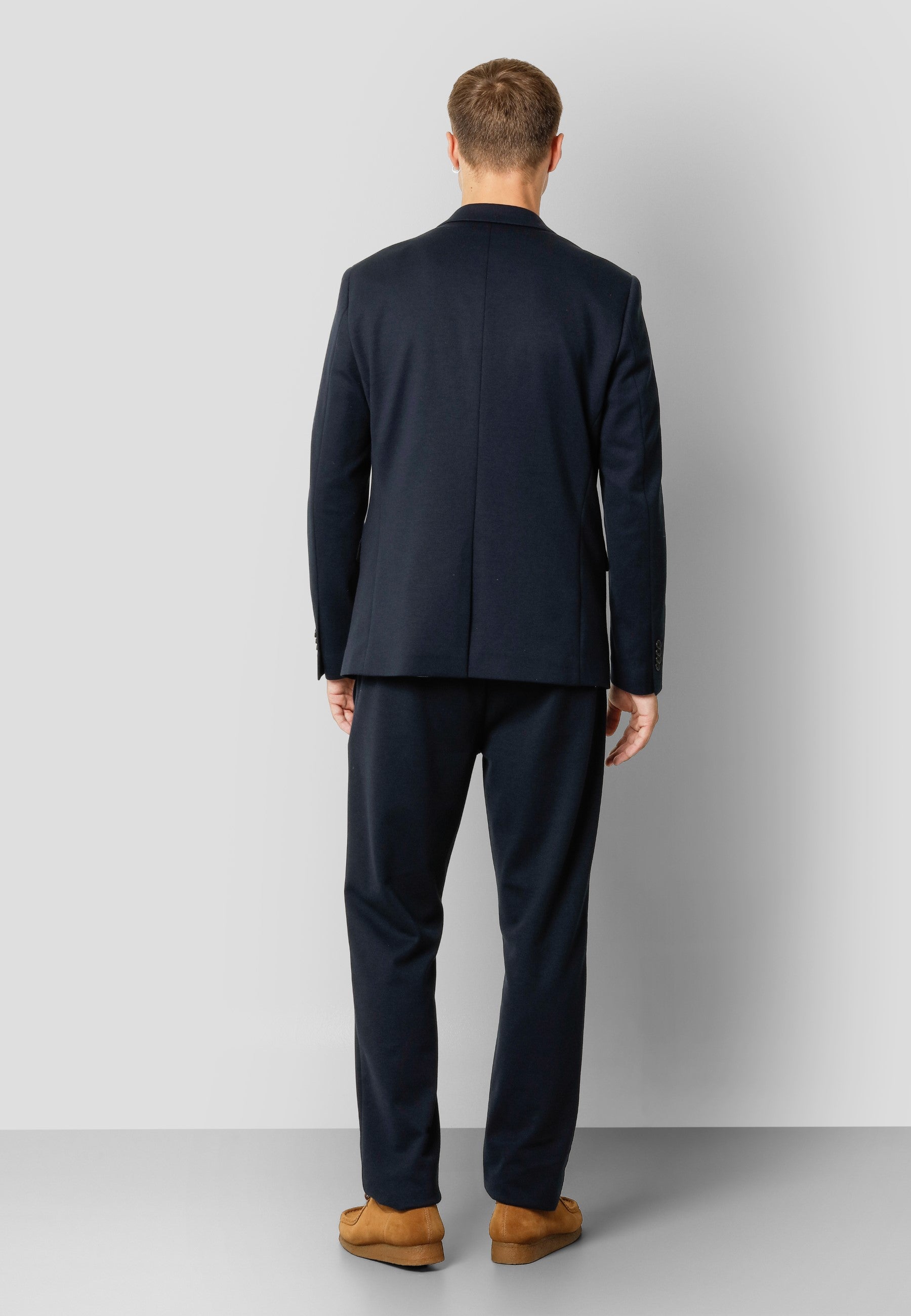 clean-cut-copenhagen-milano-stretch-jersey-blazer-navy image 5