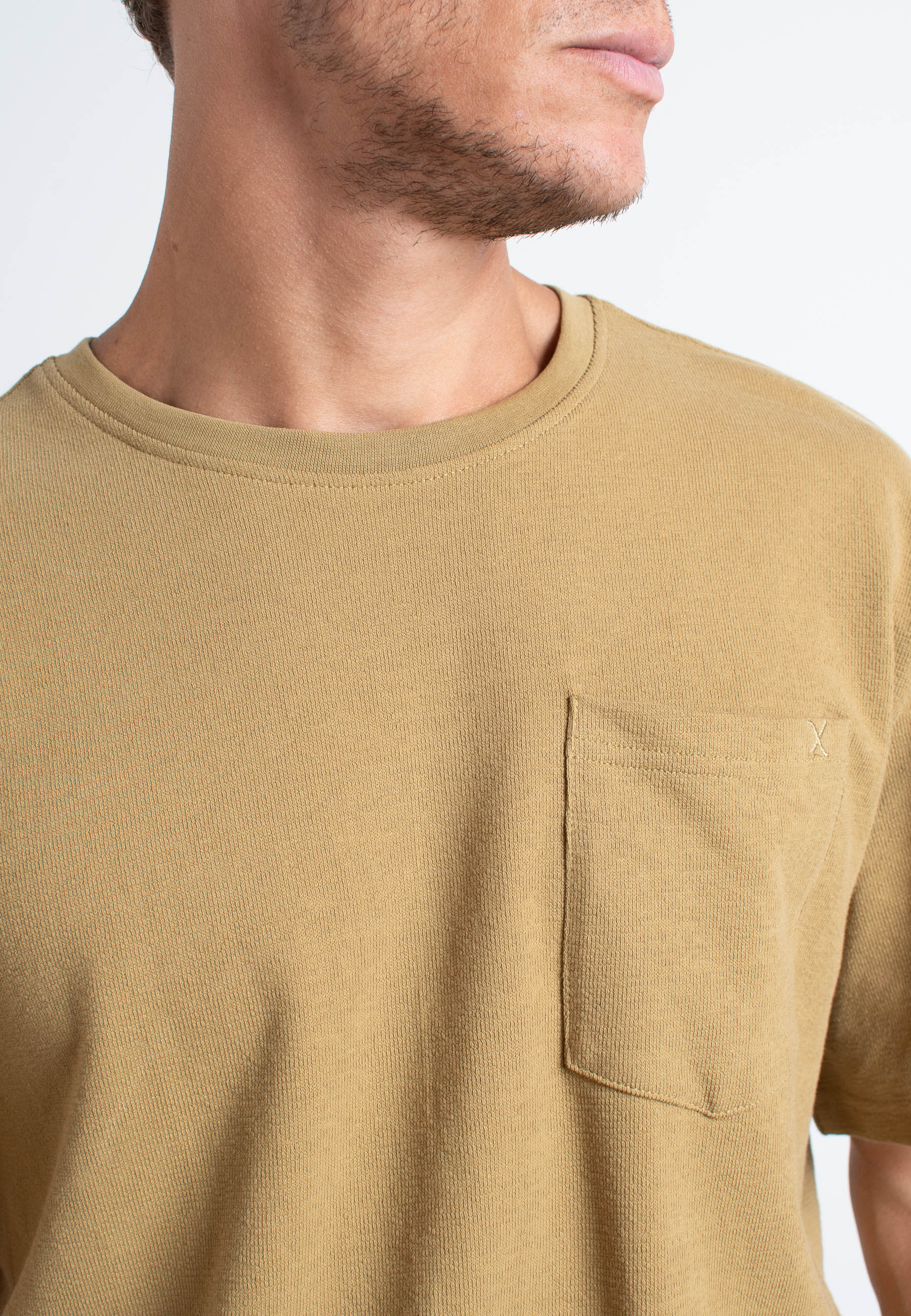 clean-cut-copenhagen-calton-t-shirt-herren-dark-khaki-baumwolle image 2