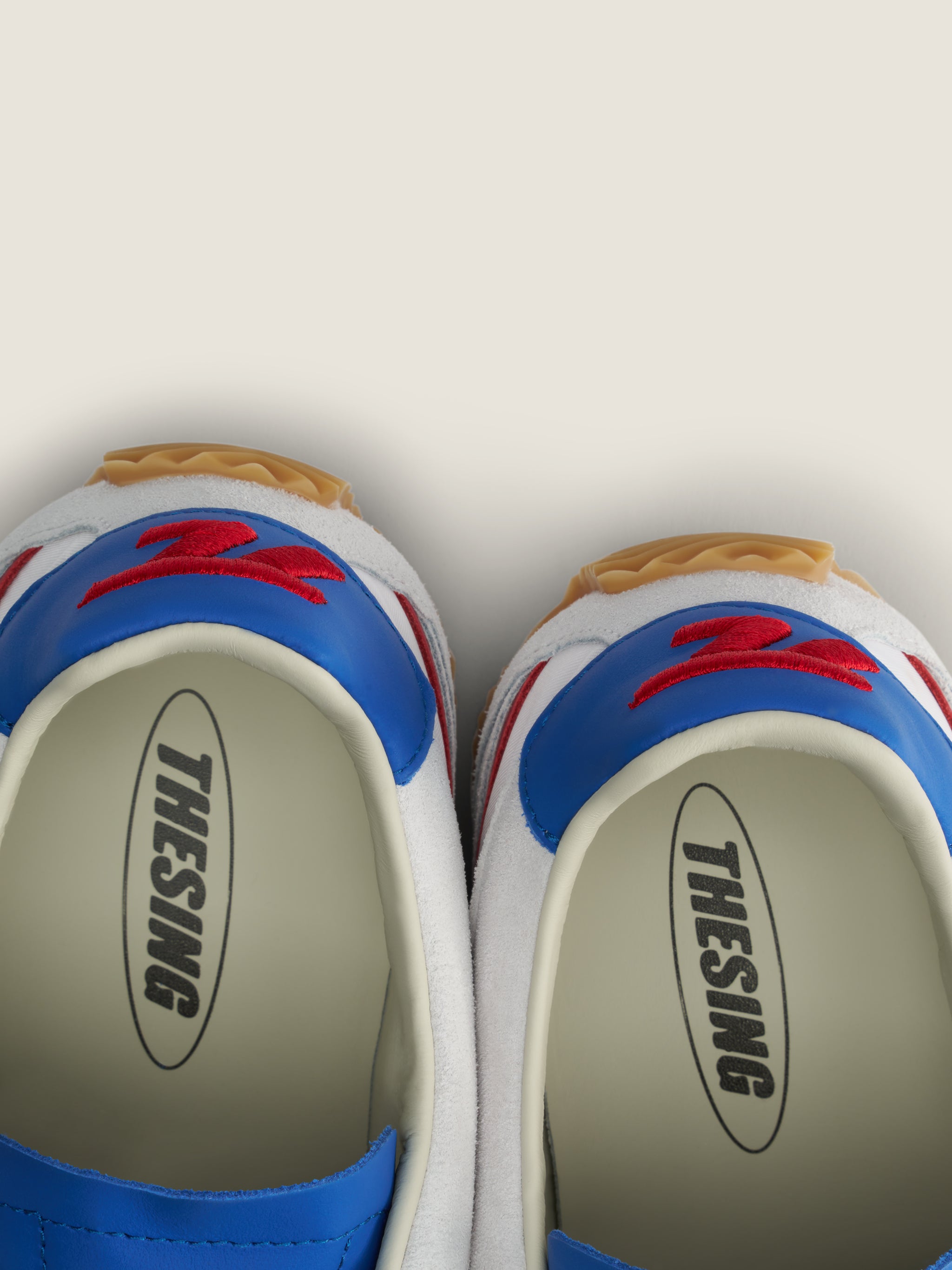 thesing-schumy-white-blue-red-sneaker-wei-tricolor image 4