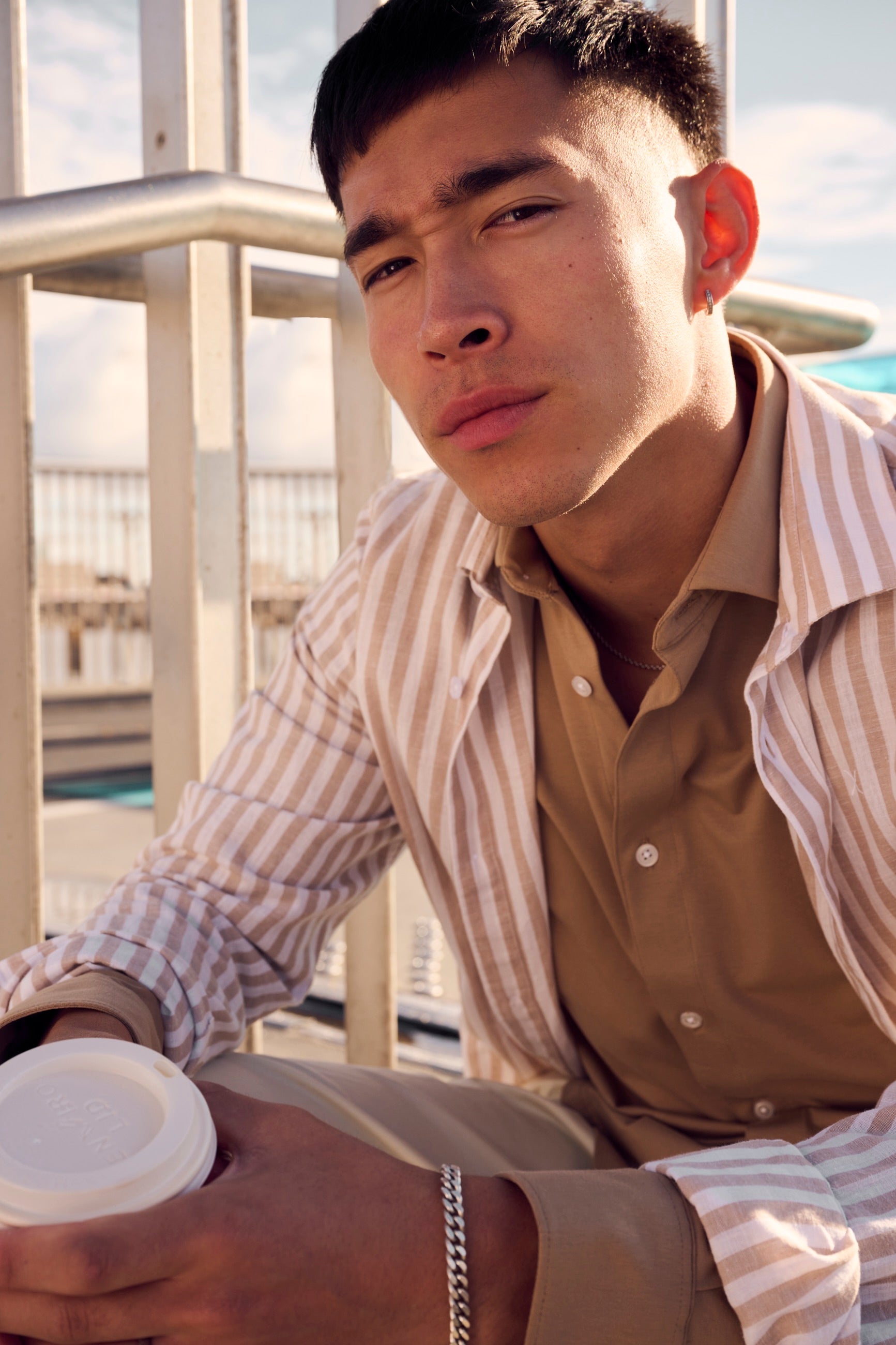 clean-cut-copenhagen-clean-formal-stretch-shirt-hemd-warm-sand image 2