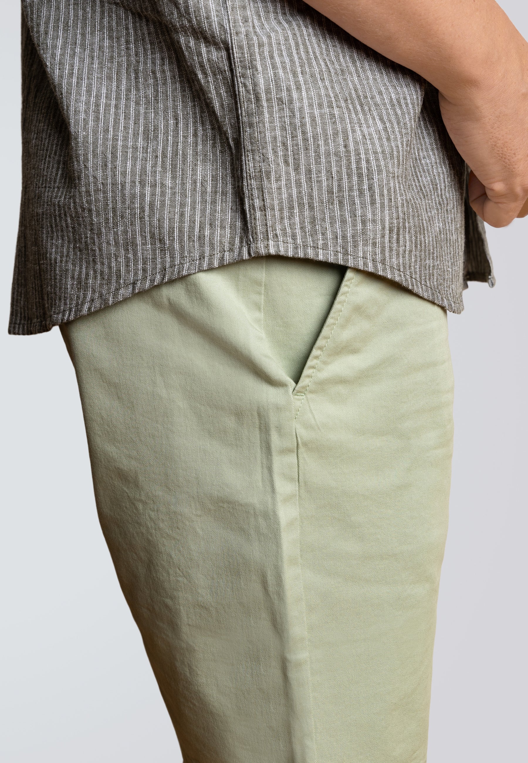 clean-cut-copenhagen-mitchell-chino-shorts-desert-sage-herren image 3