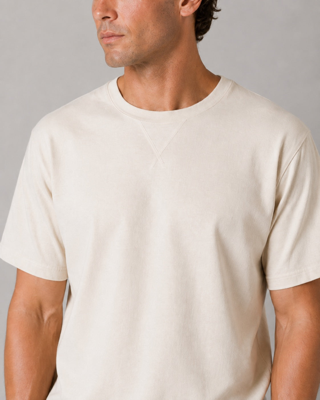 clean-cut-copenhagen-enzo-grandad-t-shirt-ecru-melange image 2