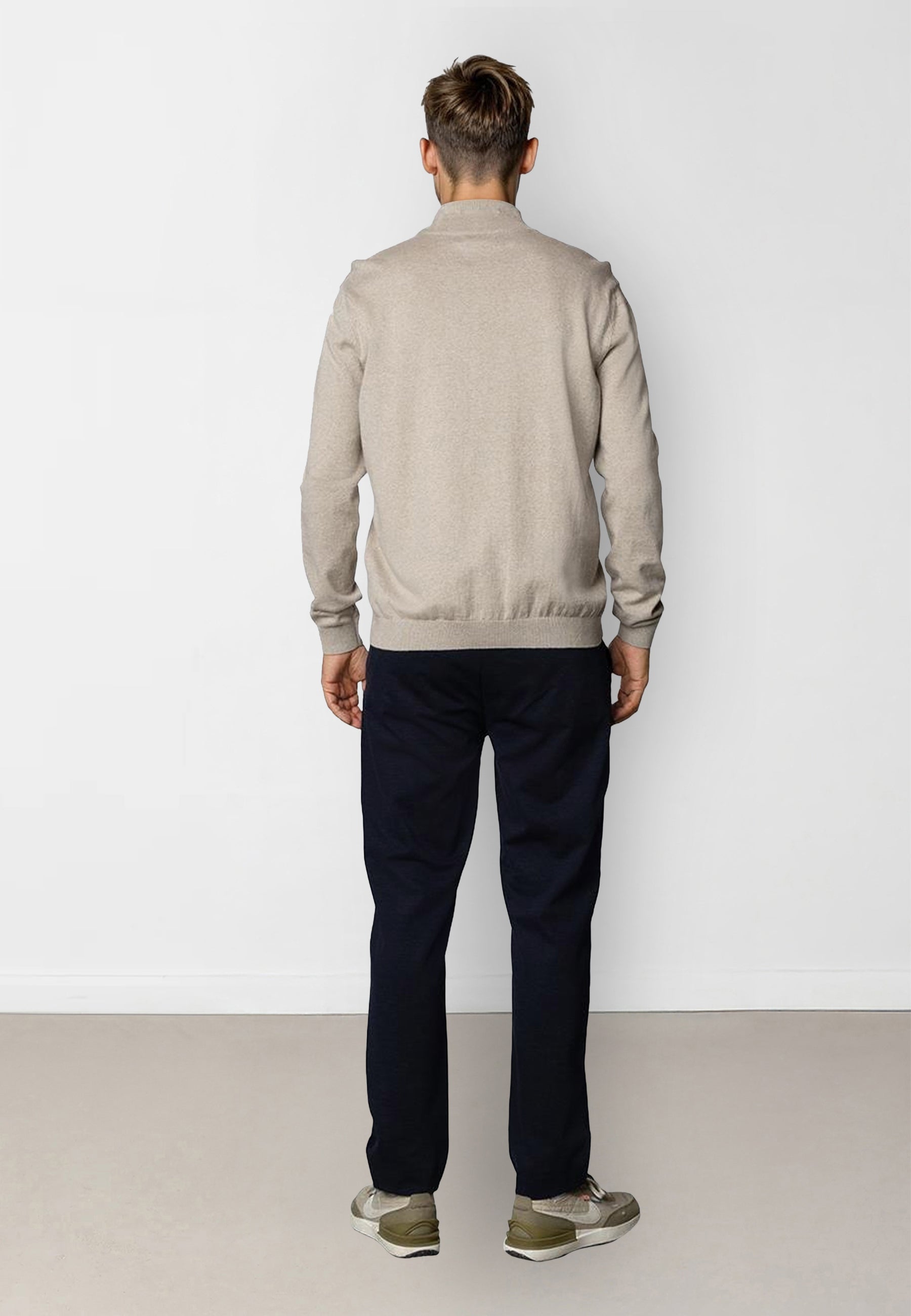 clean-cut-copenhagen-claude-troyer-ecru-baumwolle image 4
