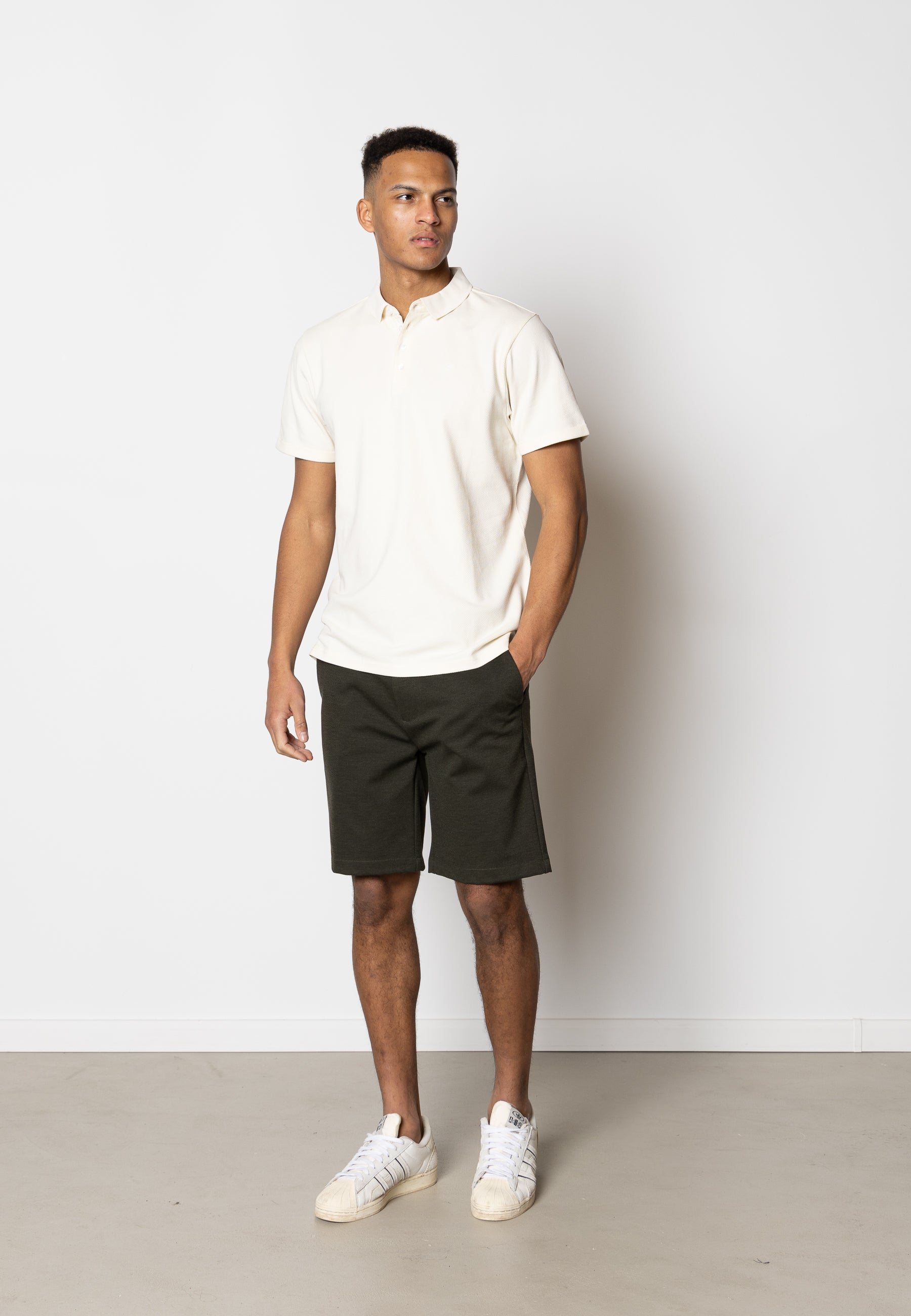 clean-cut-copenhagen-brendon-jersey-shorts-herren-army image 4