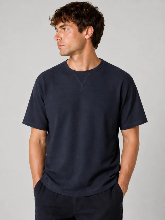 clean-cut-copenhagen-enzo-grandad-t-shirt-herren-navy image 1