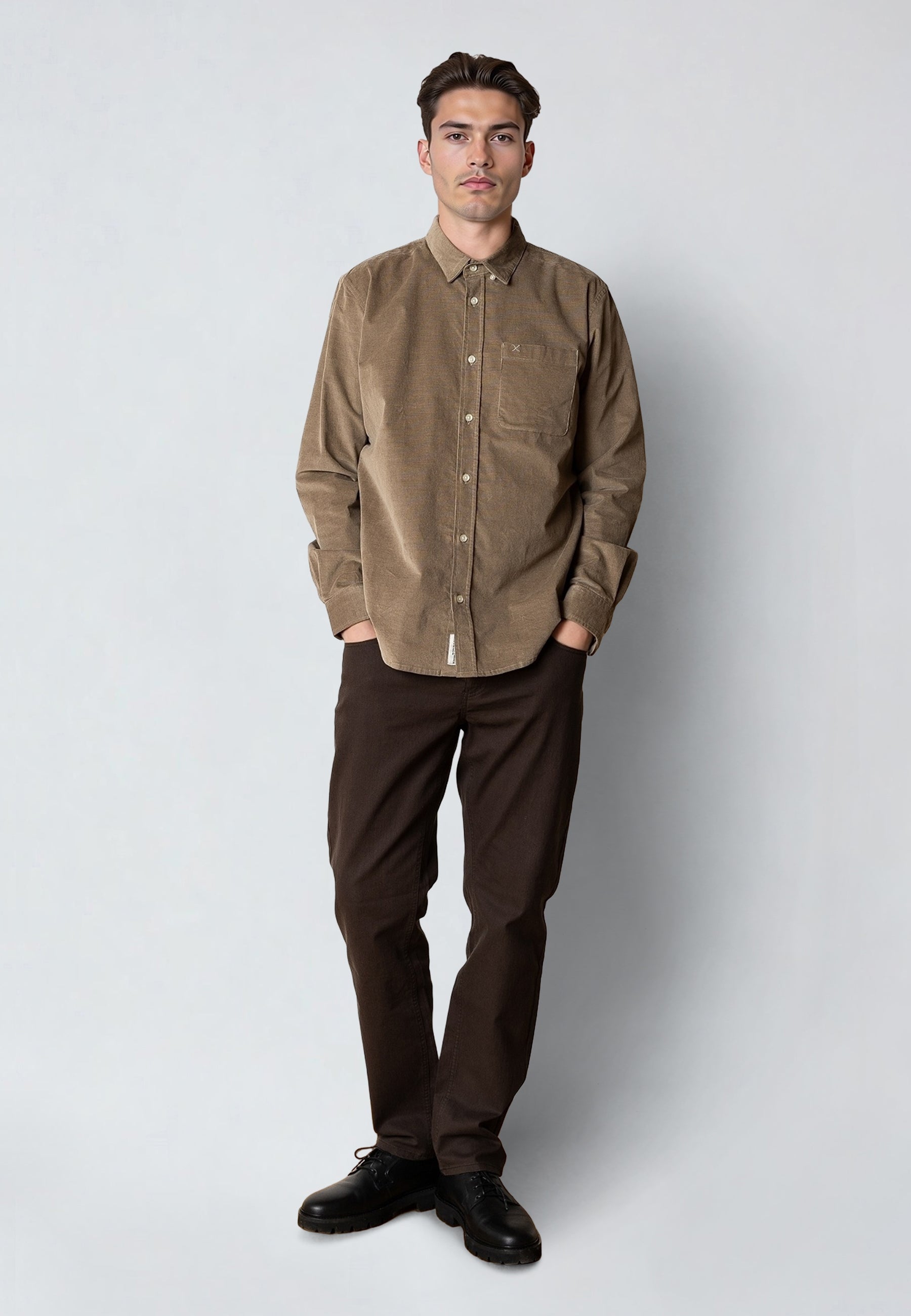 clean-cut-copenhagen-ferris-cordhemd-herren-beige image 3