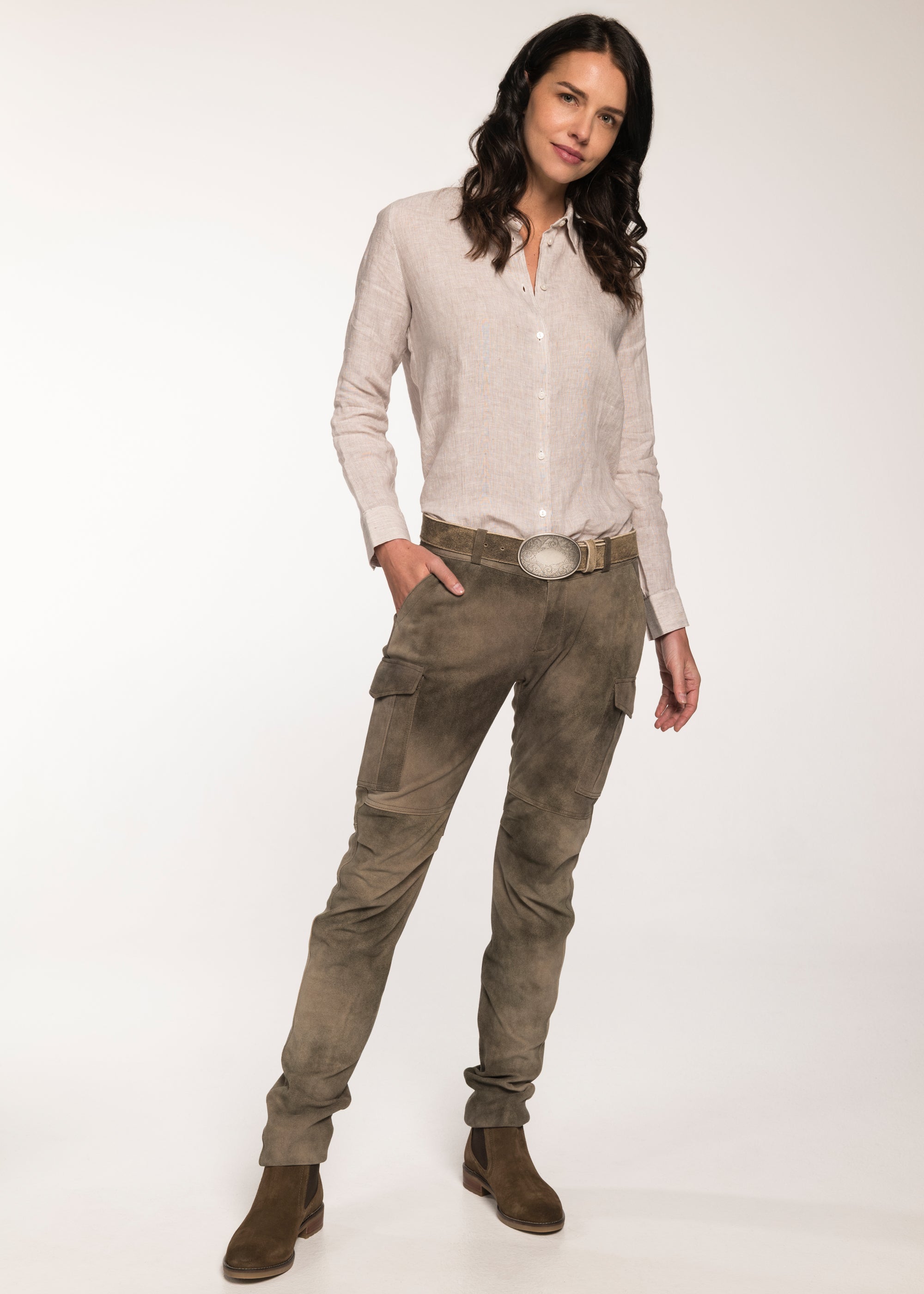 beckert-damen-lederhosen-cherokee-lederhose-smoke-schmal image 1