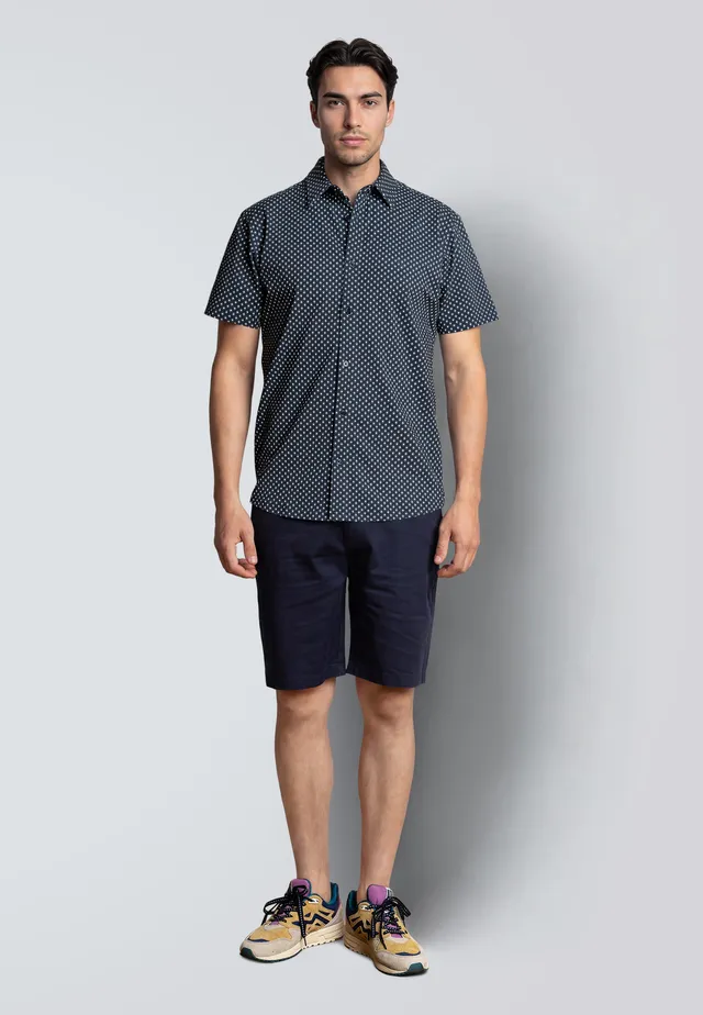 clean-cut-copenhagen-mitchell-twill-shorts-navy-herren image 1