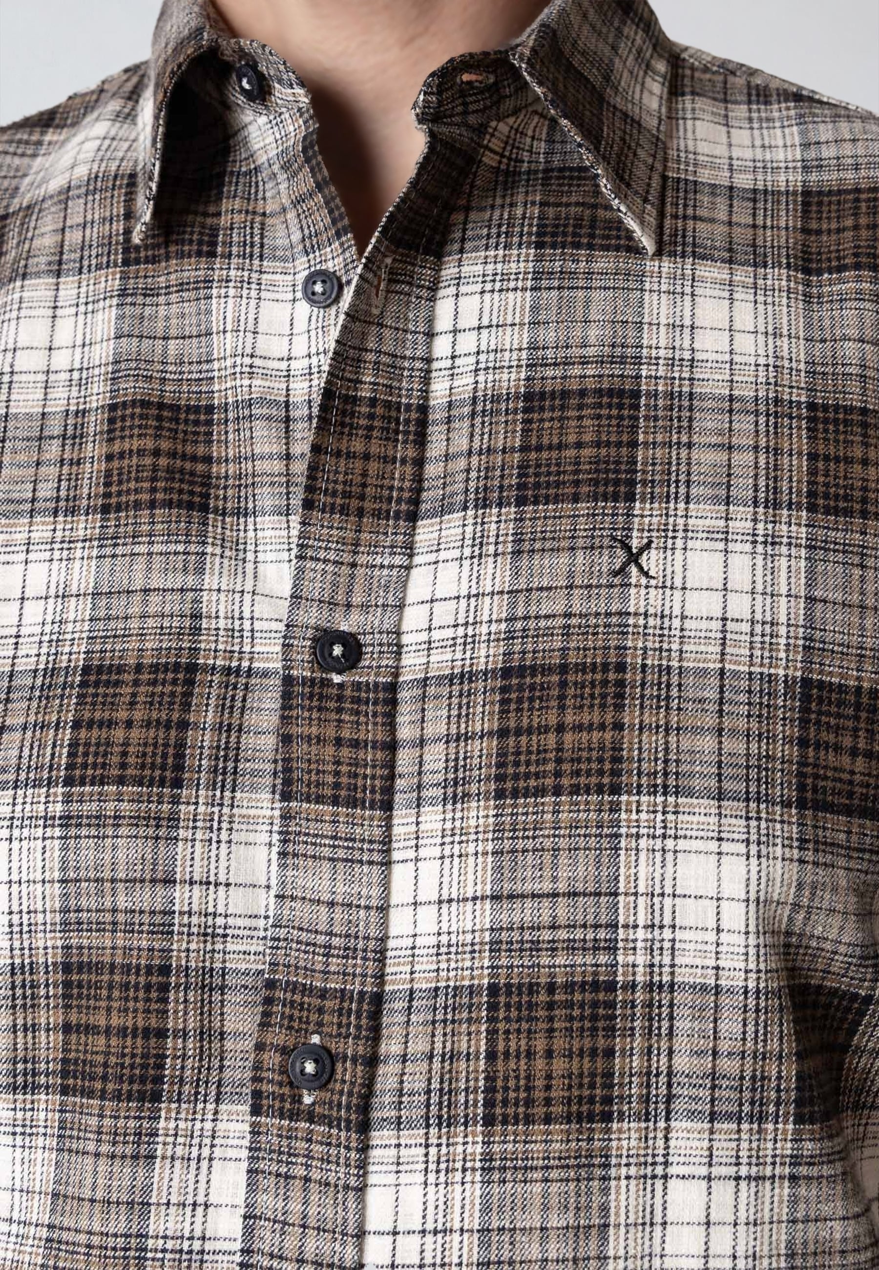 clean-cut-copenhagen-remy-checked-shirt-herren-shitake-navy image 4