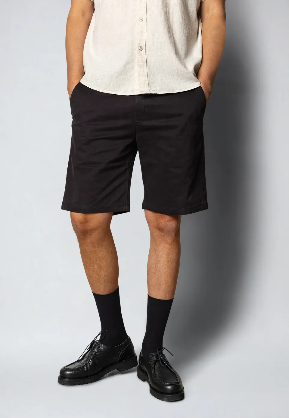 clean-cut-copenhagen-milano-chino-shorts-schwarz image 1