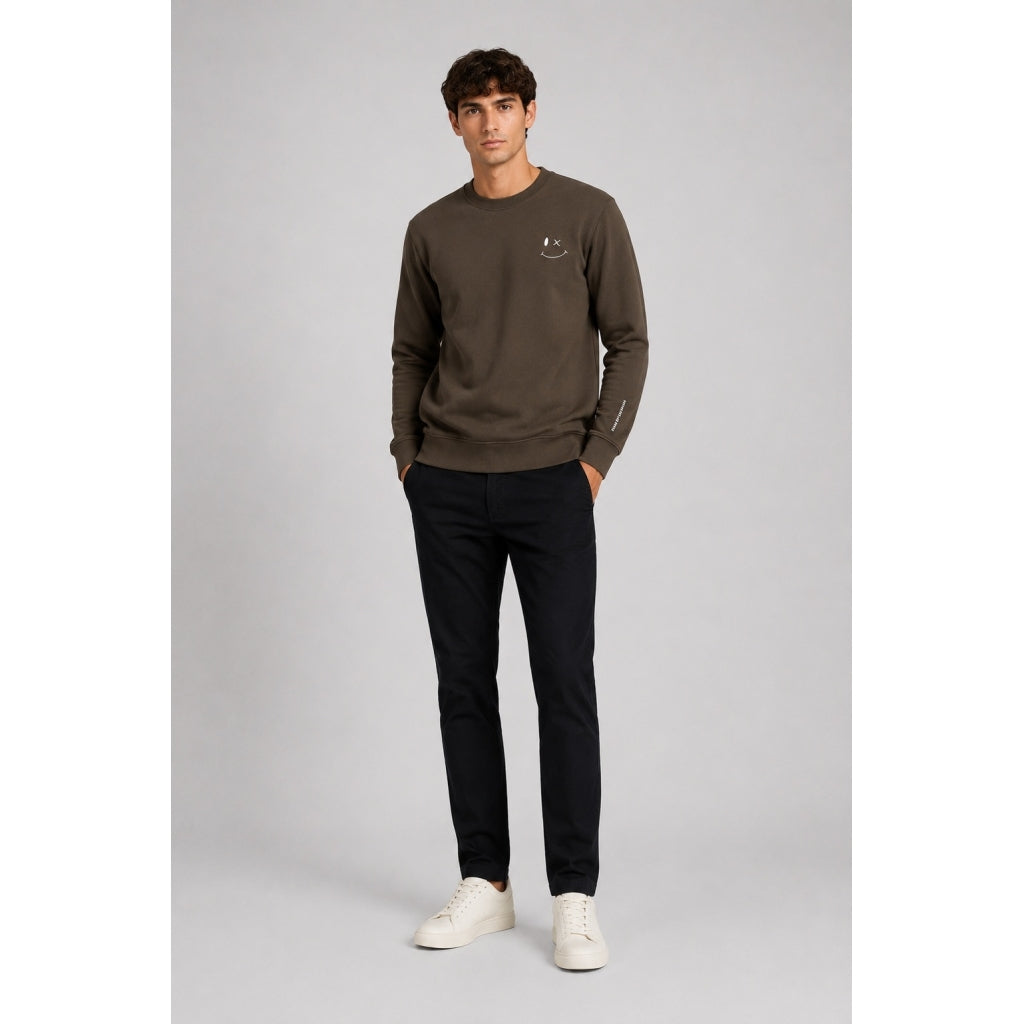 clean-cut-copenhagen-patrick-sweatshirt-dunkelbraun image 3
