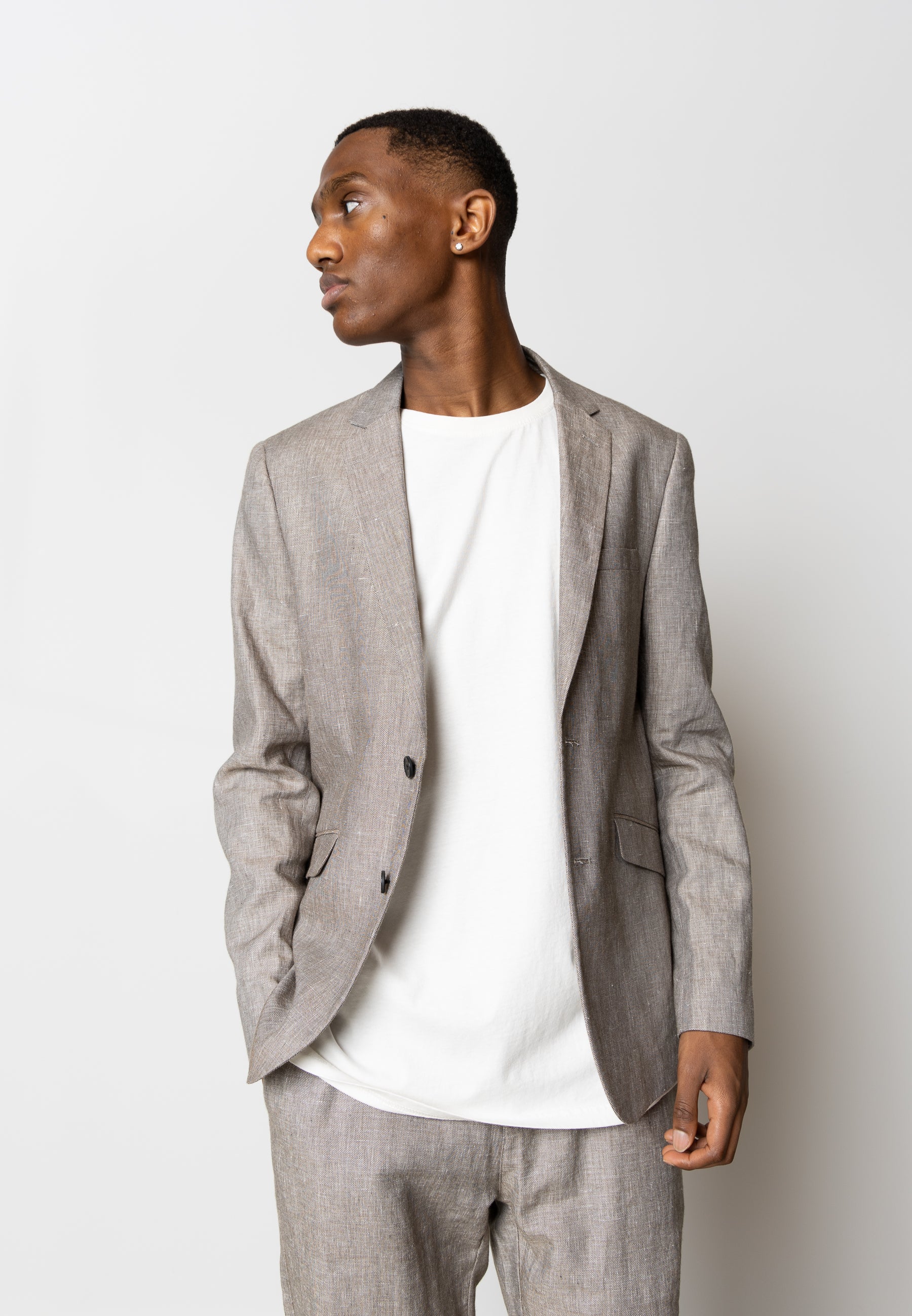 clean-cut-copenhagen-roman-leinen-blazer-khaki-melange-herren image 3