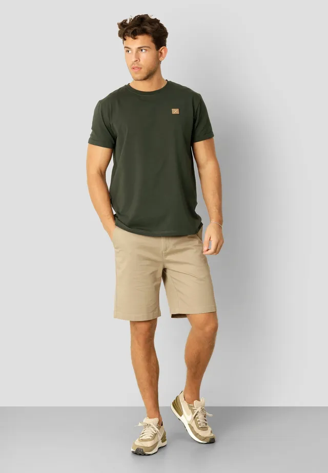 clean-cut-copenhagen-milano-chino-shorts-khaki-stretch image 1
