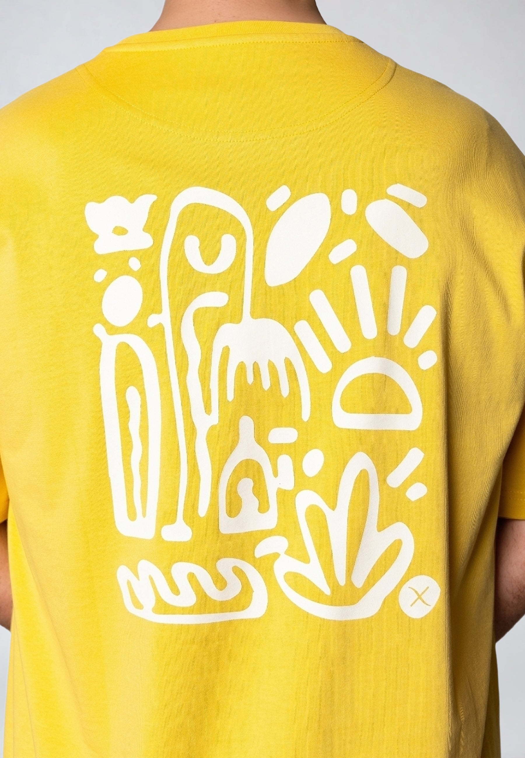 clean-cut-copenhagen-michael-organic-t-shirt-herren-warm-yellow image 4