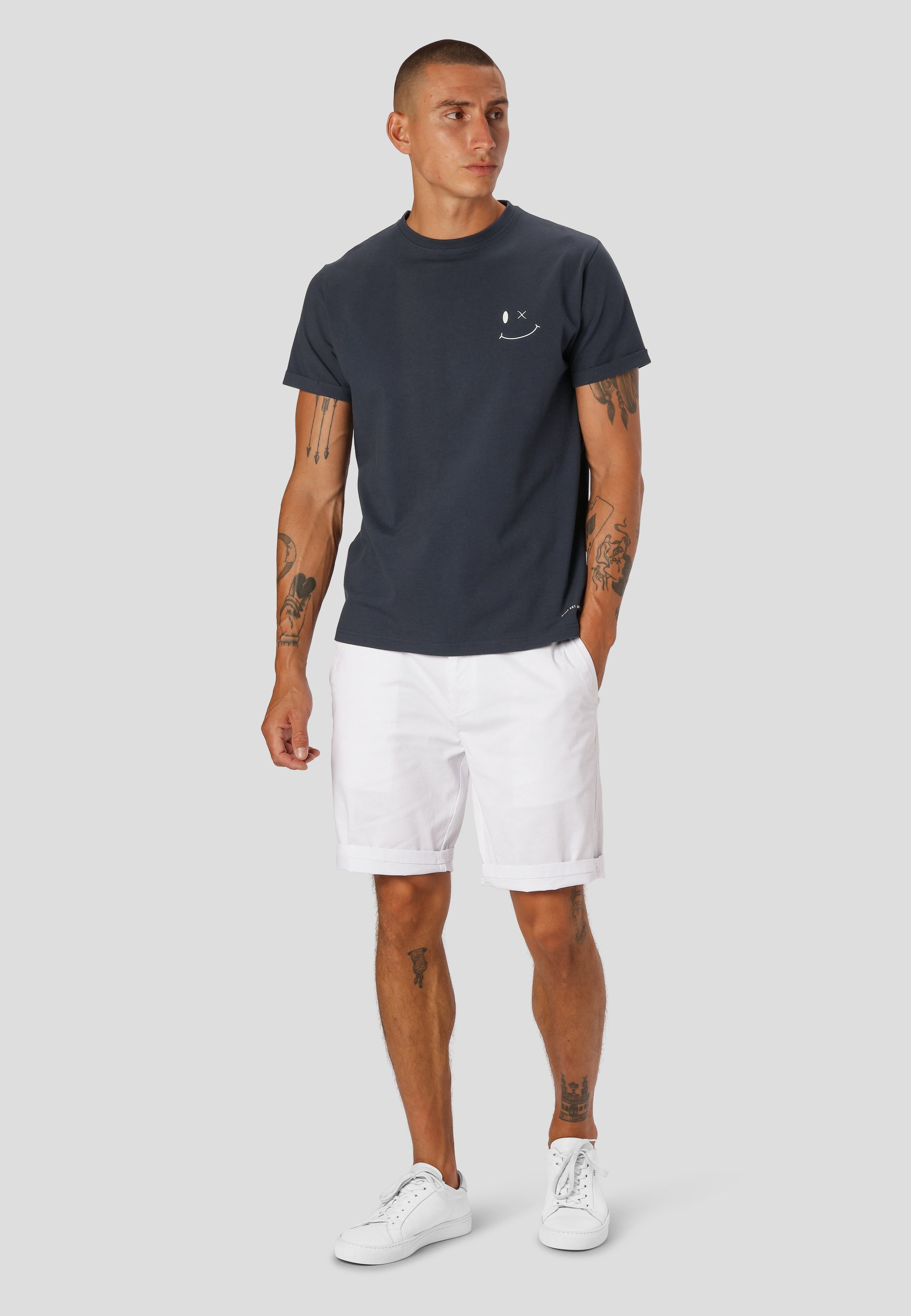 clean-cut-copenhagen-patrick-t-shirt-navy-xl-bio image 4