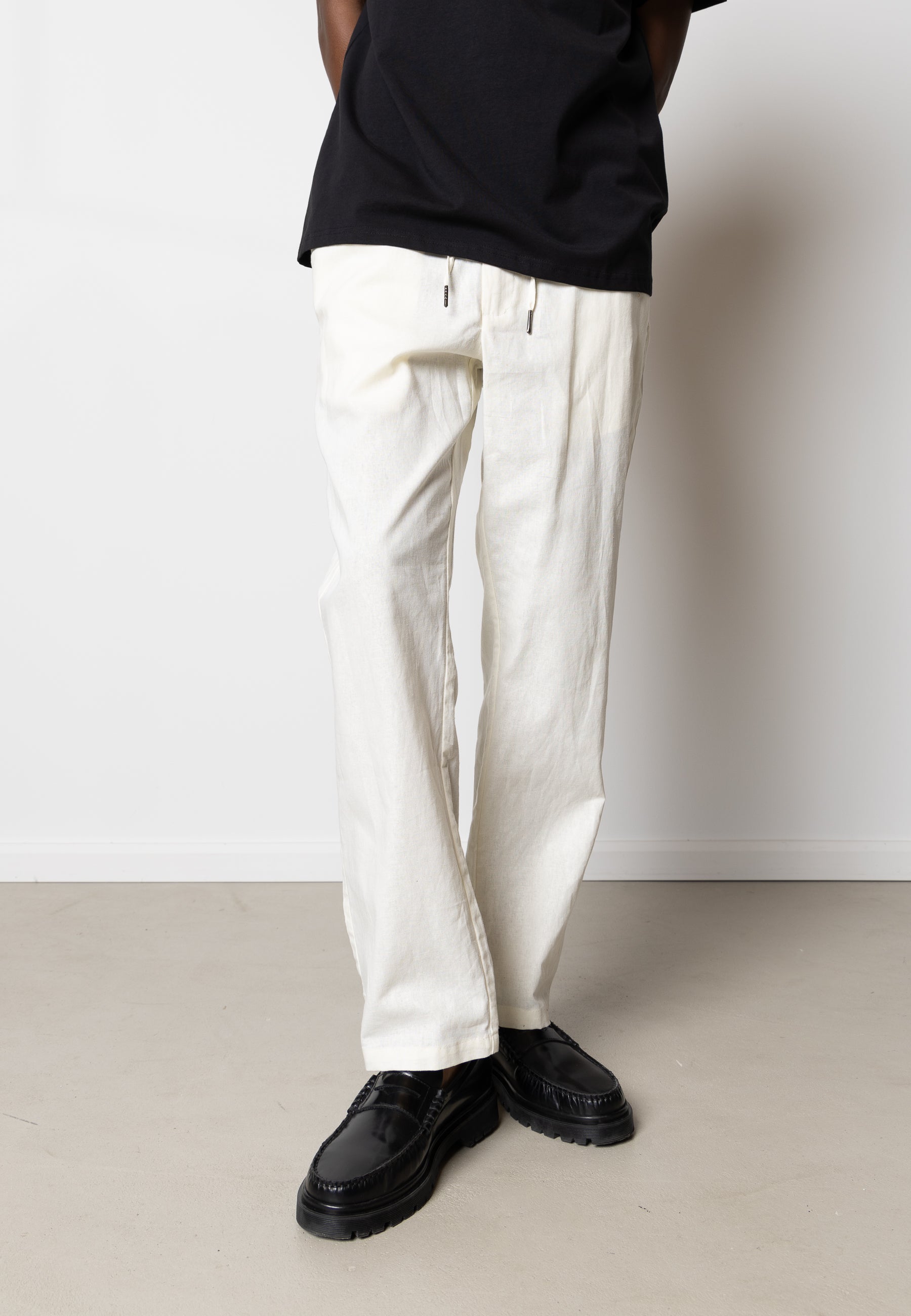 clean-cut-copenhagen-barcelona-hose-ecru-leinenmix image 5